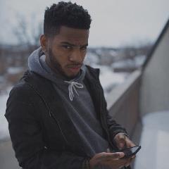 Bryson Tiller Texting