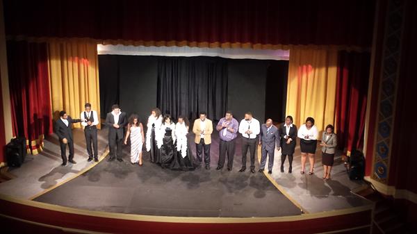claflin-theatre-ensemble-dream-girls Claflin Theatre Ensemble Performance