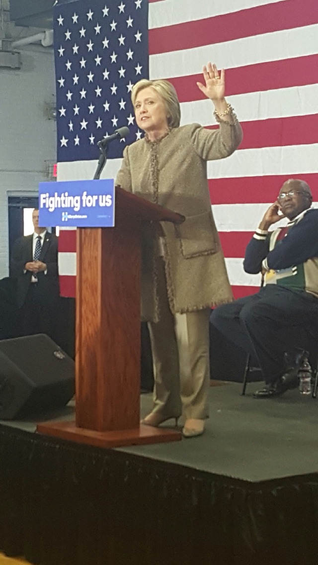 hillary-at-claflin Hillary at Podium Speaking to Claflin