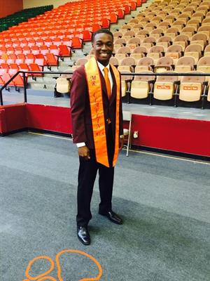 mr-claflin-2015-16-ardarius-stewart Adarius Stewart Poses