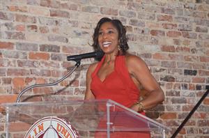 dawnn-lewis Dawnn Lewis Speaking at Claflin University