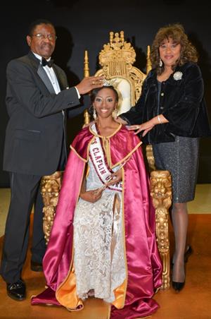 lia-holman-crowned-miss-claflin-2014 Lia Homan Crowned by the Tisdales as Miss Claflin University