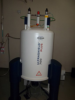 700 MHz NMR - lab equipment