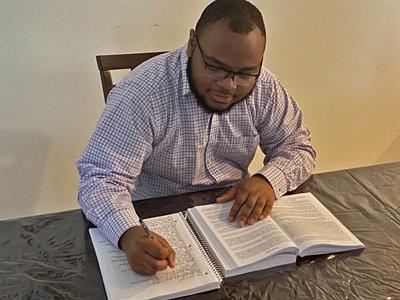 noah thomas studying photo copy noah thomas studying photo copy